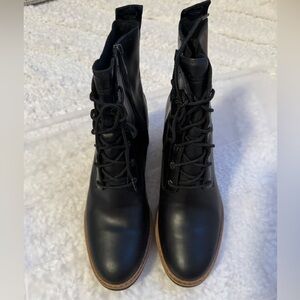 Timberland Women's Black Lace-Up Boots